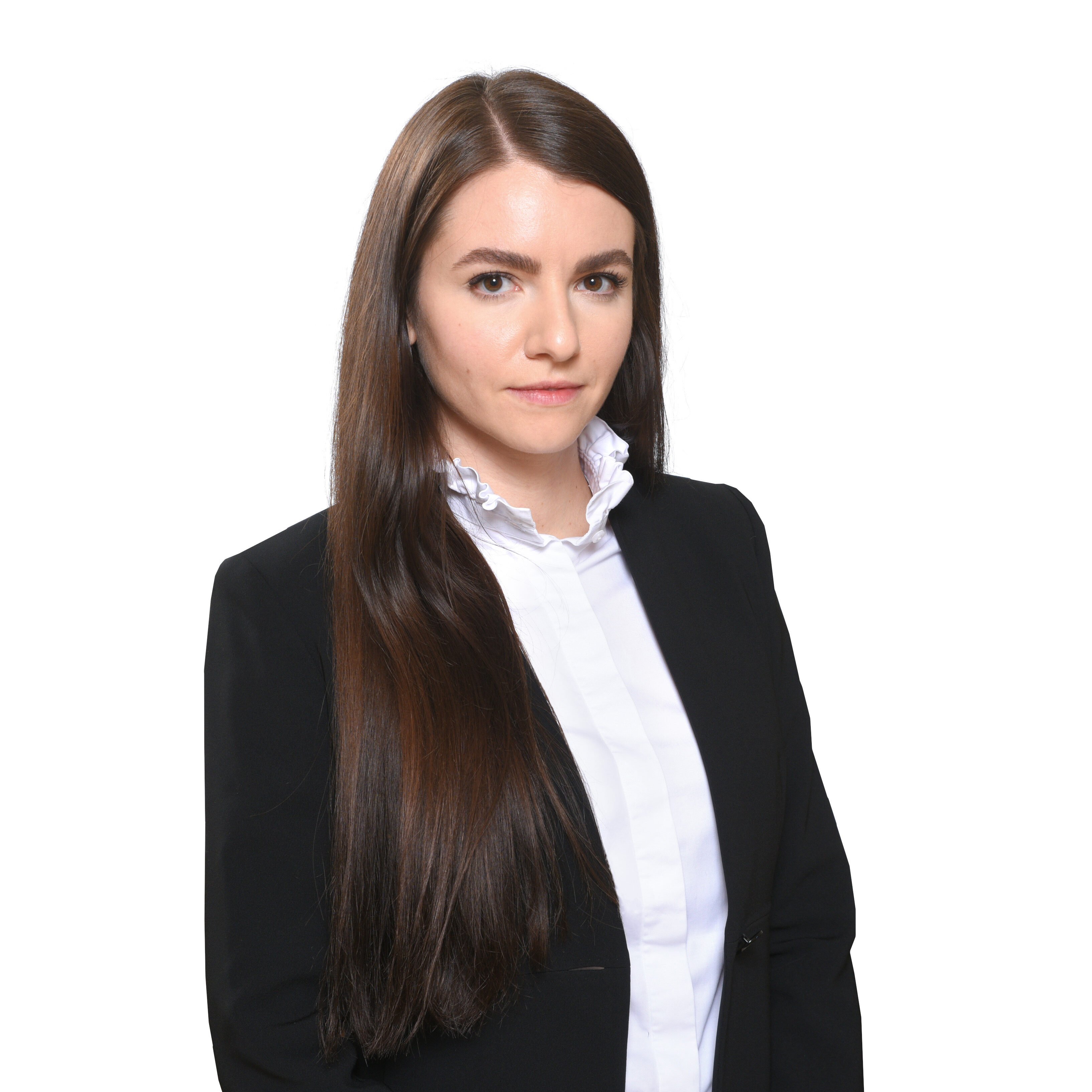 Alina Alavi Kia photo
