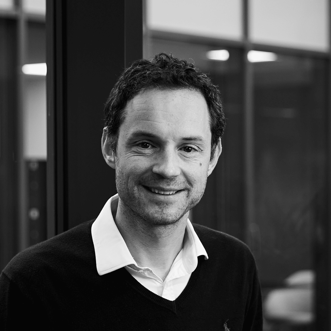 Adam Thomas photo