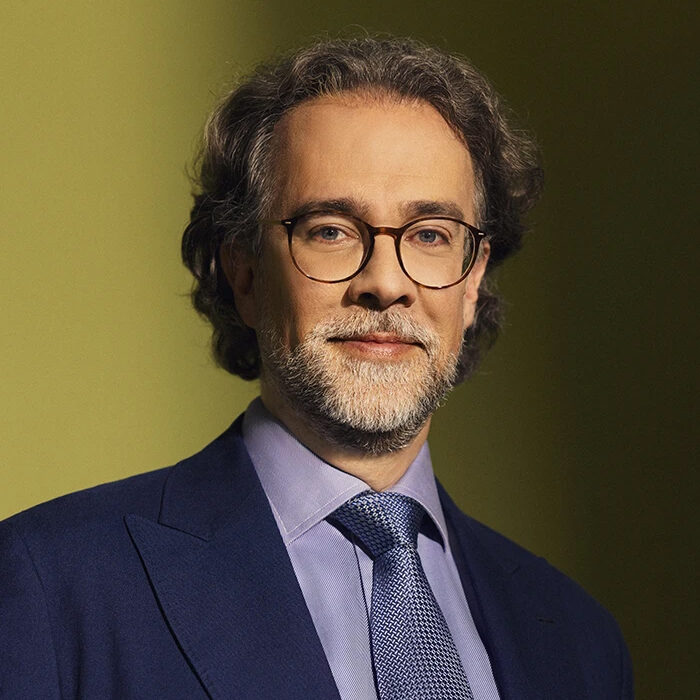 Mario König, LLM photo