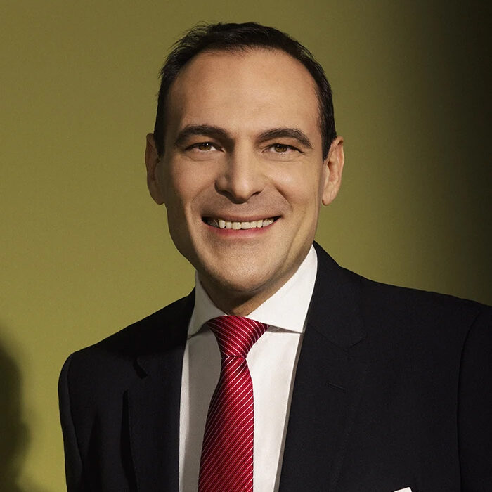 Daniel Damjanovic, LL.M. photo