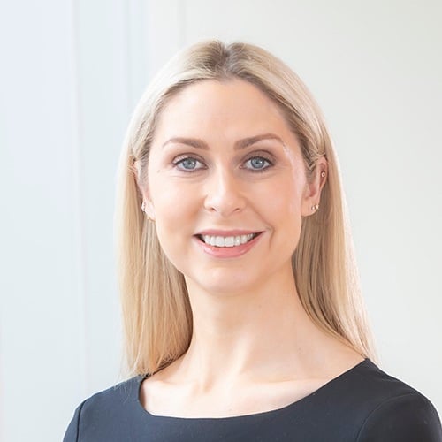 Laura James photo