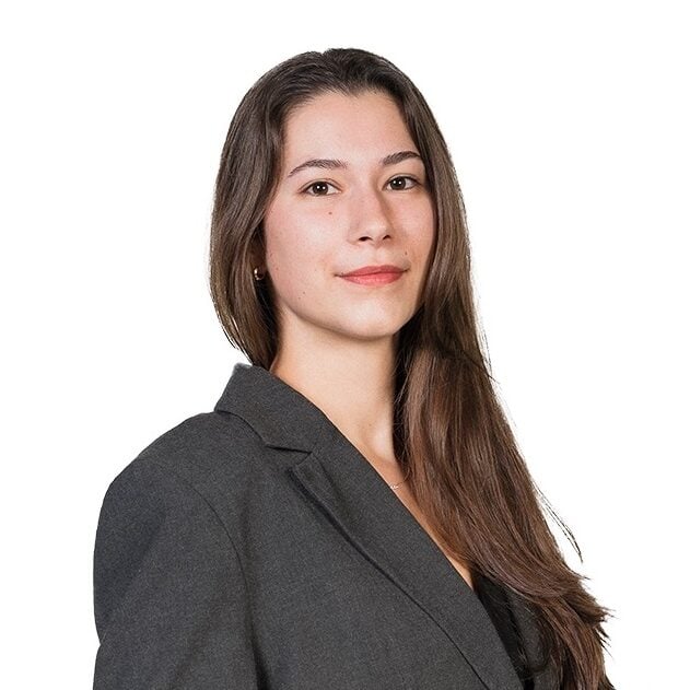 Ana Komsalova photo