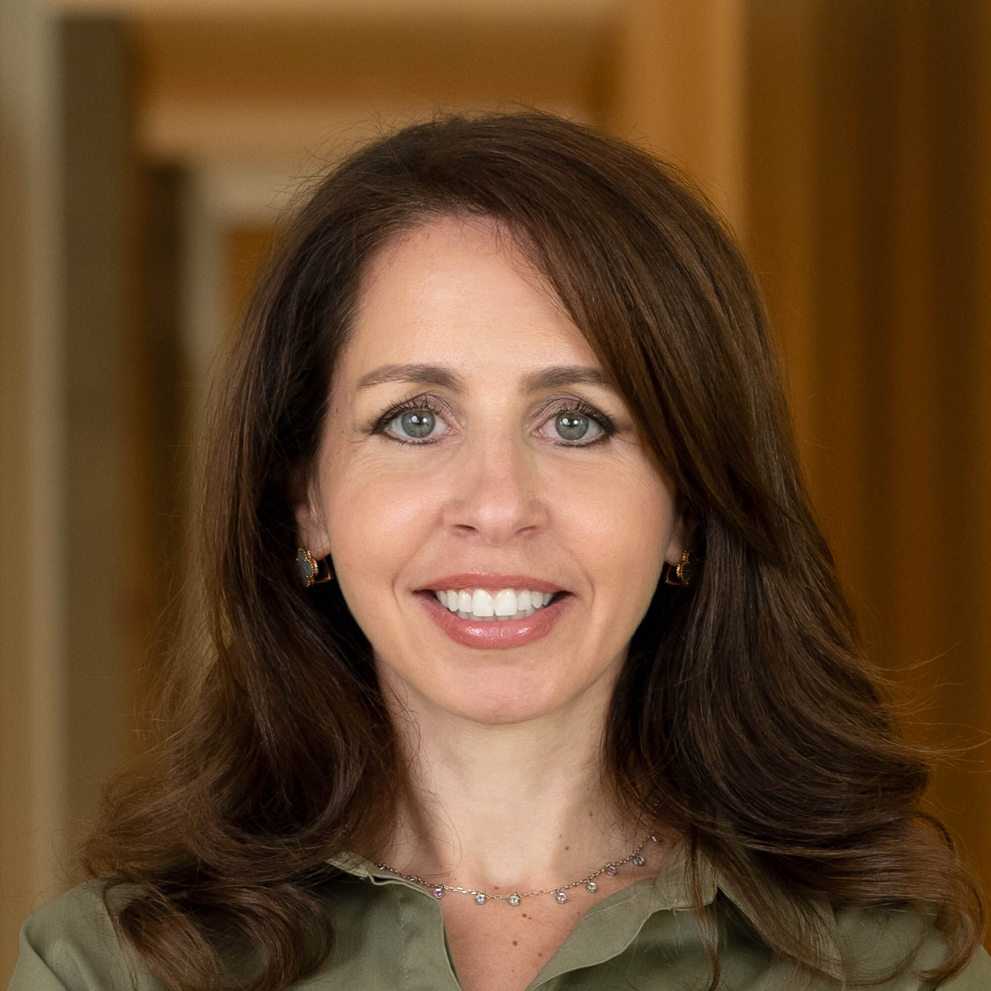 Julie Raneda, FCIArb Managing Director / Partner photo
