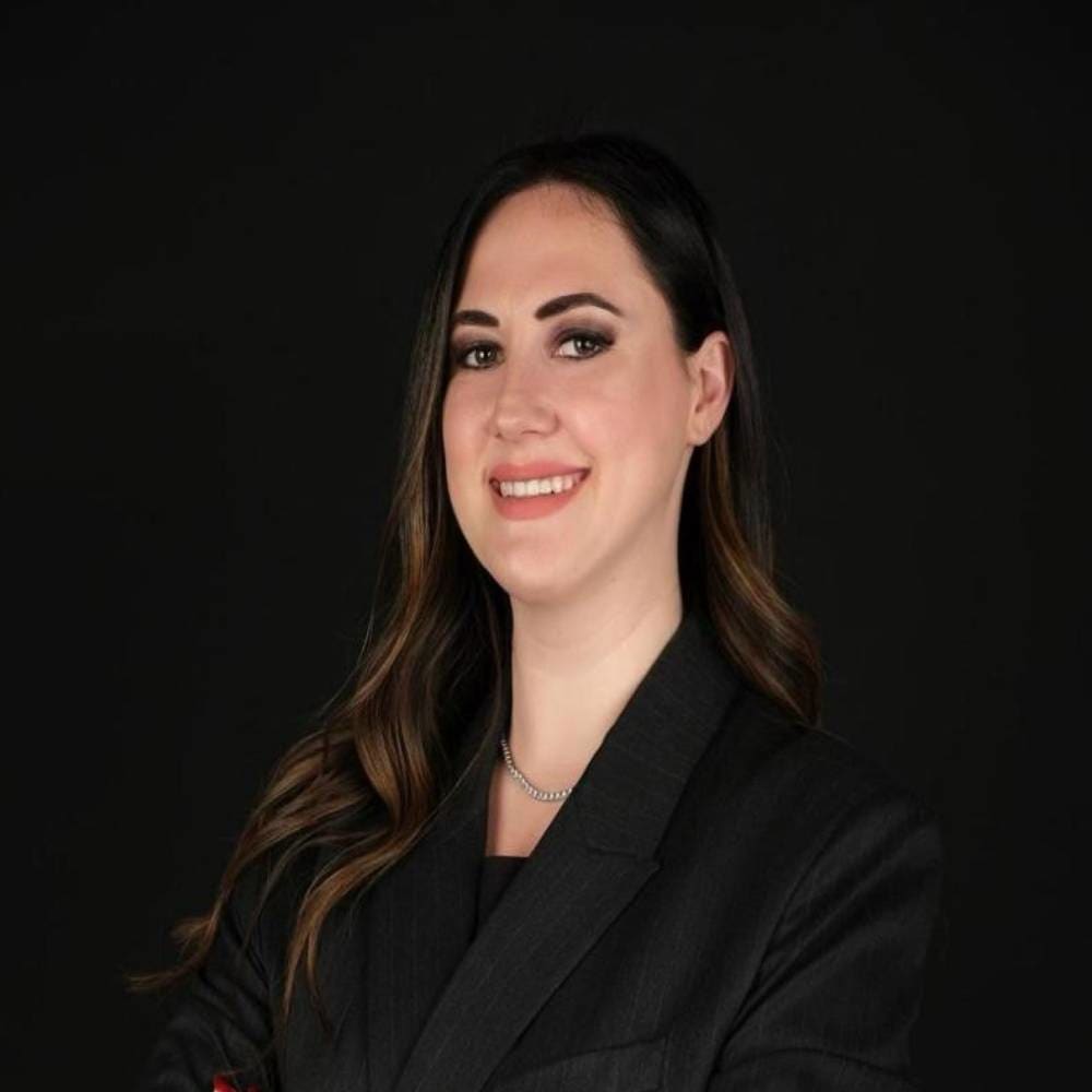 Özge Çevik photo