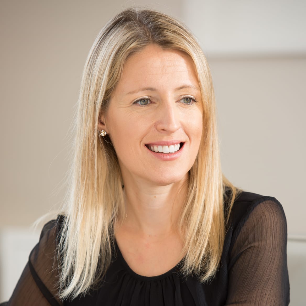 Annabel Dean photo