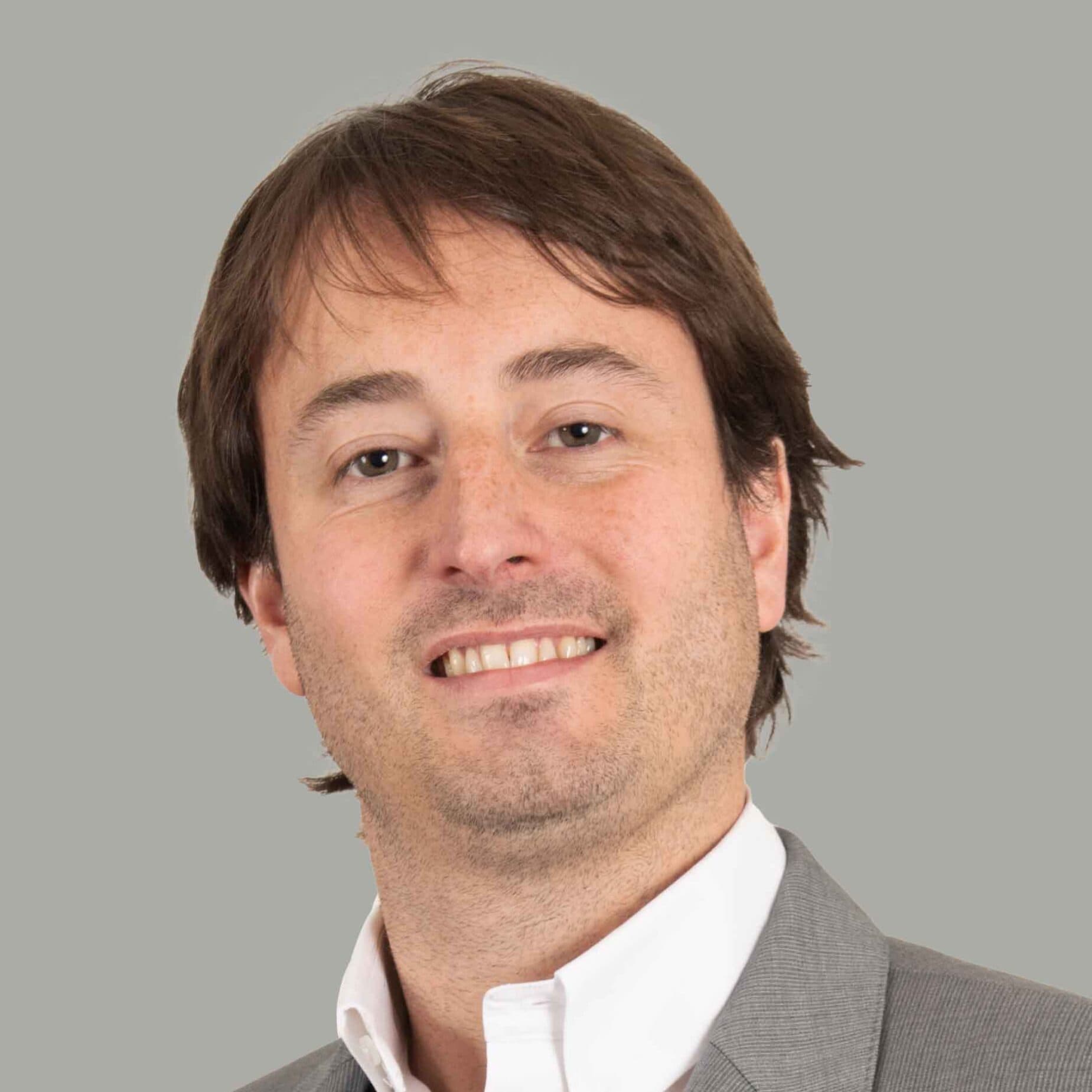 Antonio Guzmán photo