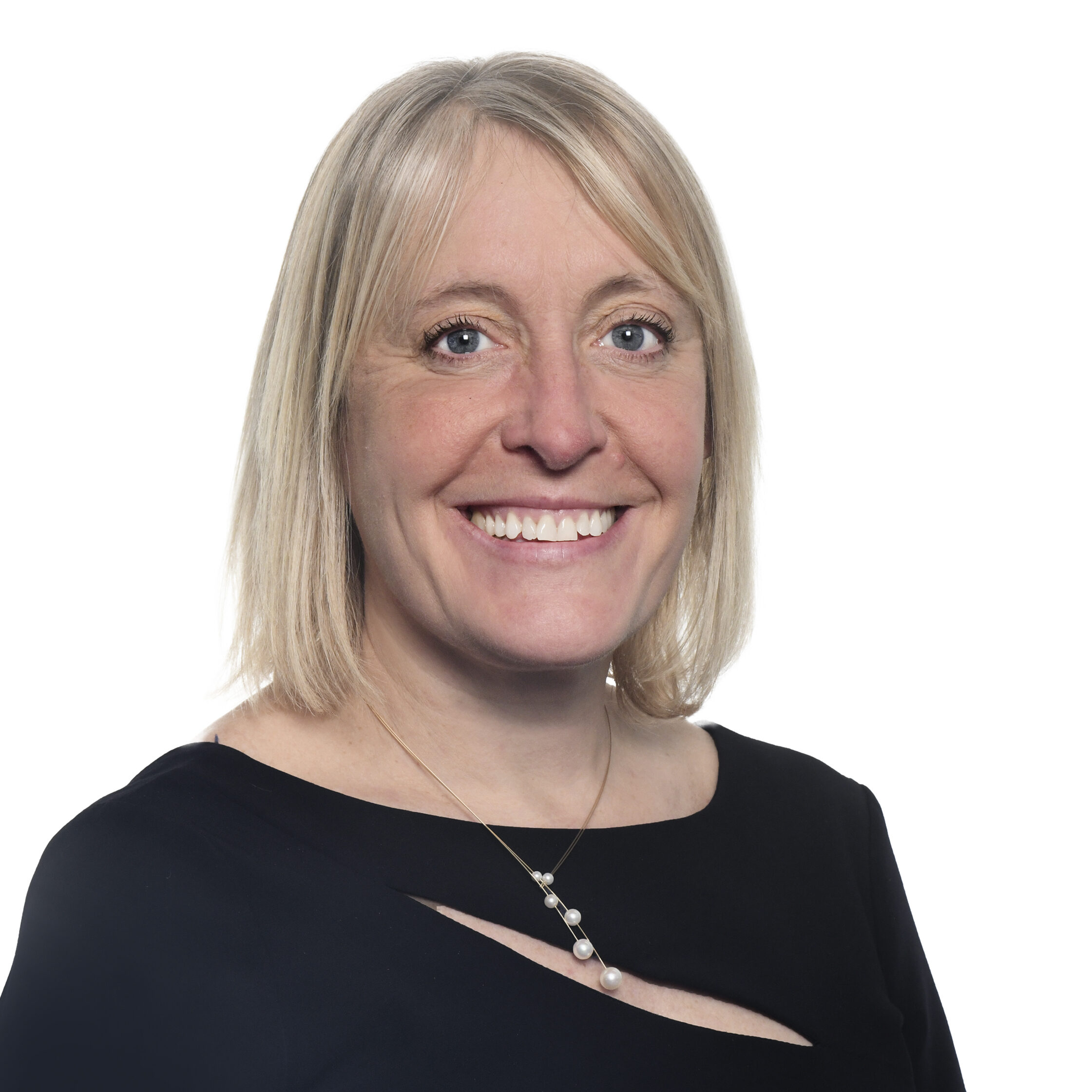 Claire Hamilton photo