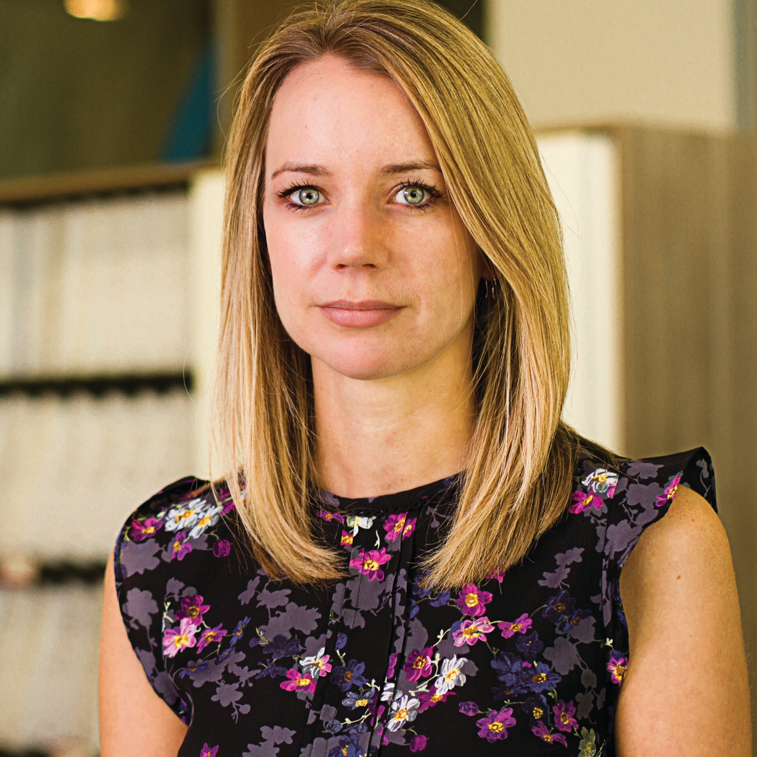 Laura Mackenzie photo