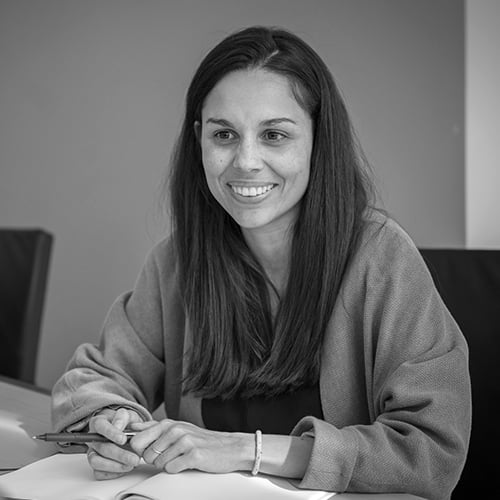 Silvia de Paz photo