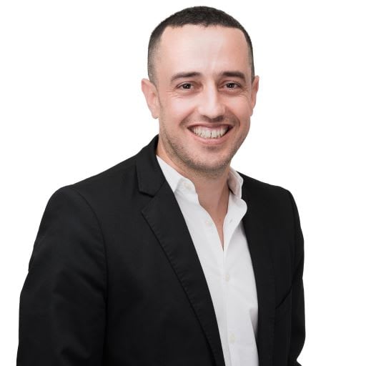 Amos Oseasohn photo