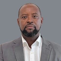Désiré Kamanzi photo