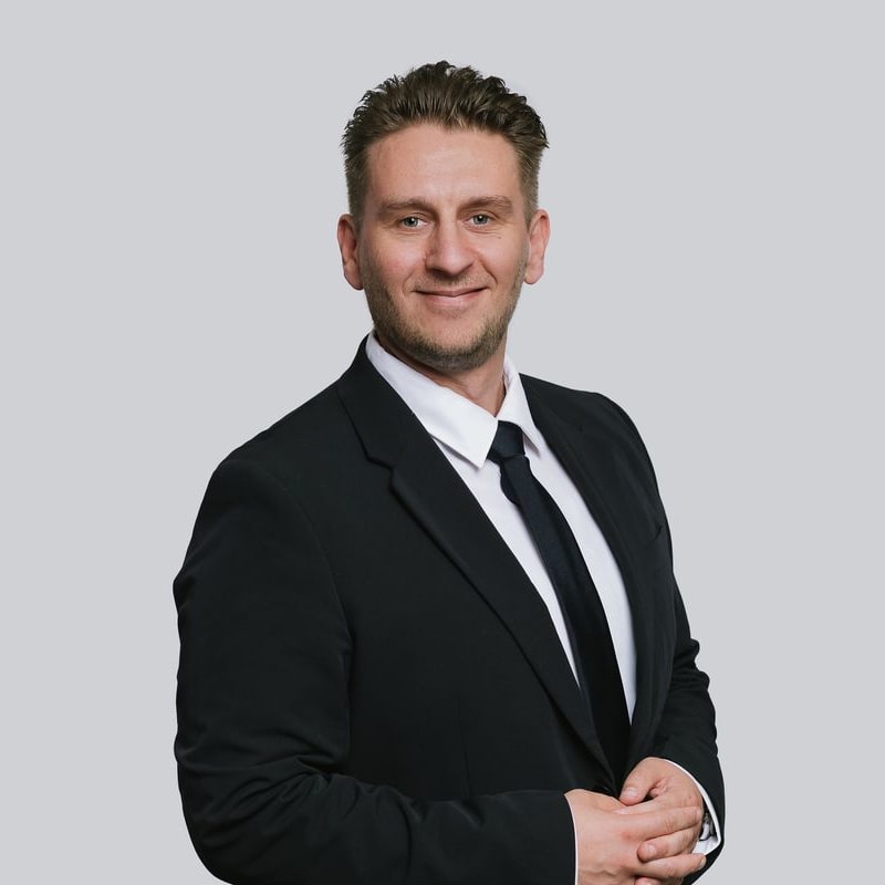 Sam MacMahon Baldwin photo