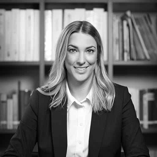 Corinna Kelz photo