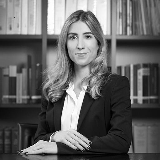 Laura Bayer photo