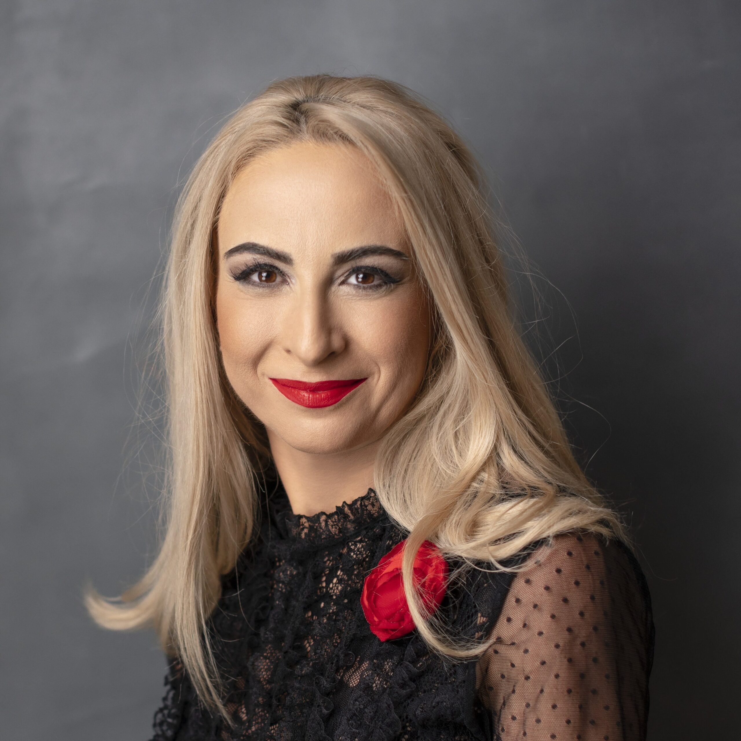 Alina Ungureanu photo