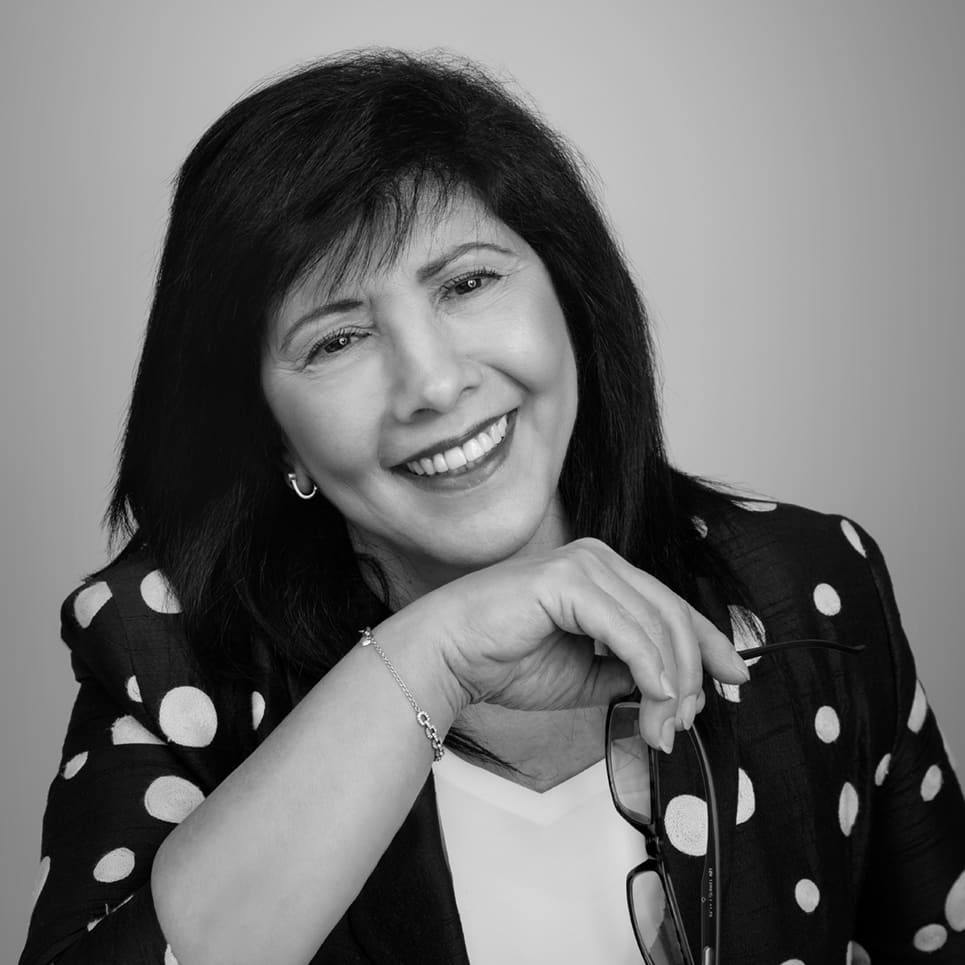 Esther Luzzatto photo