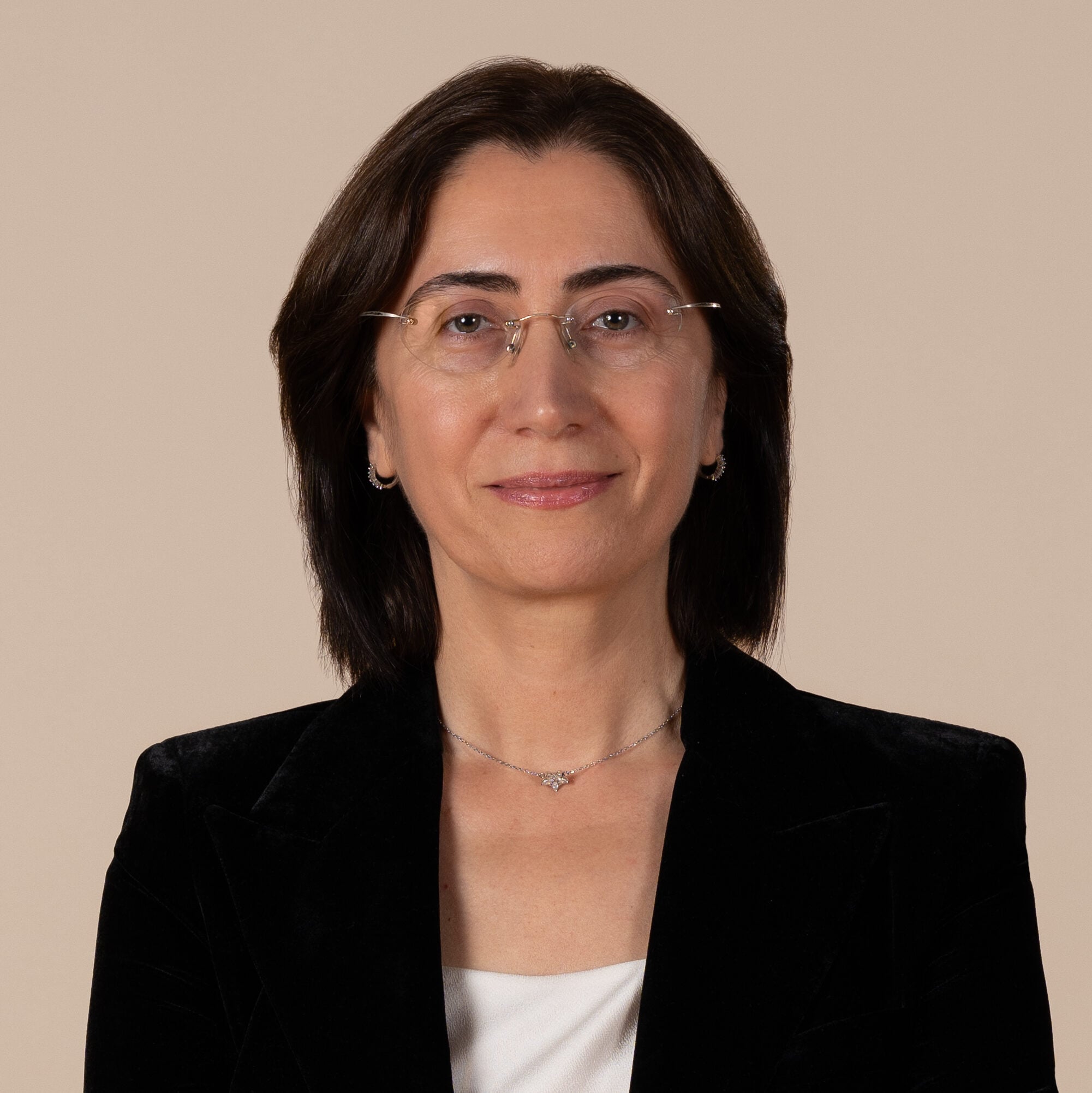 Nejla Aydın Özer photo