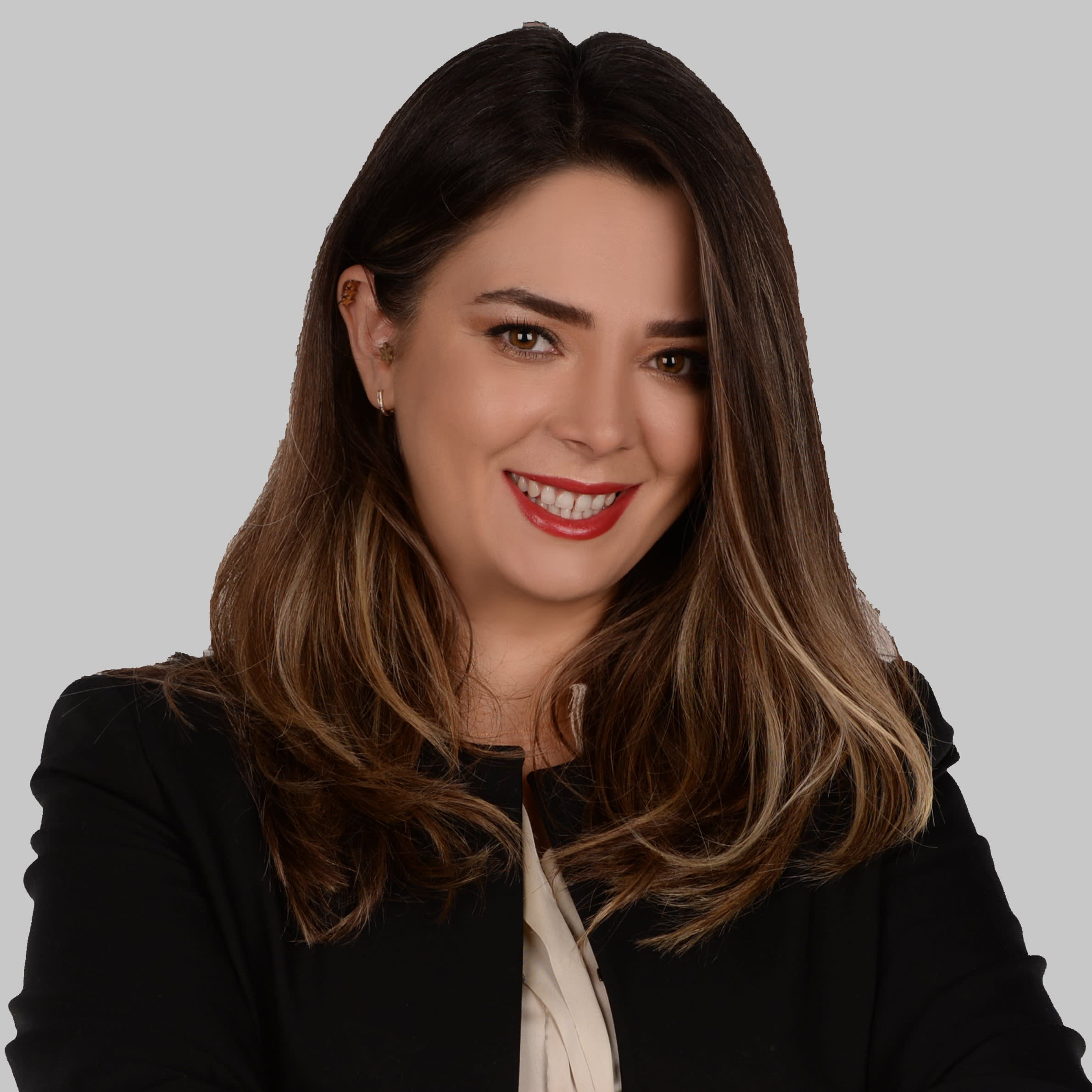 Büşra Özden photo