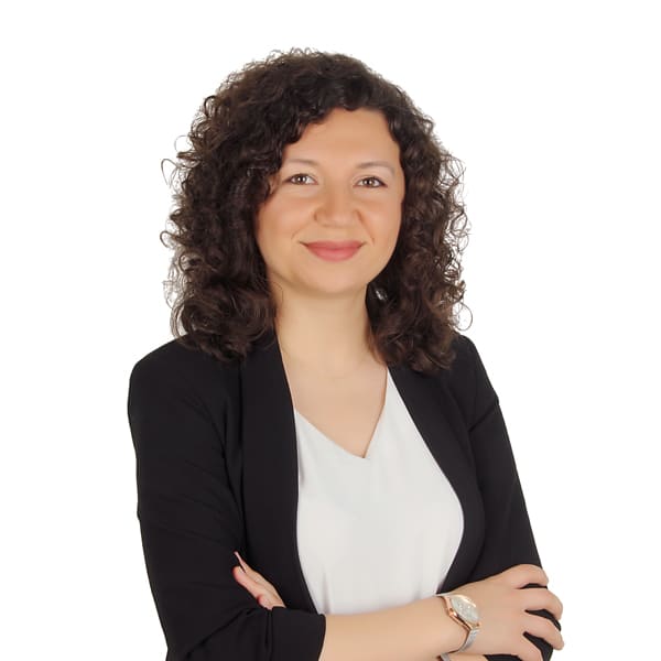 Yasemin Akdeniz photo