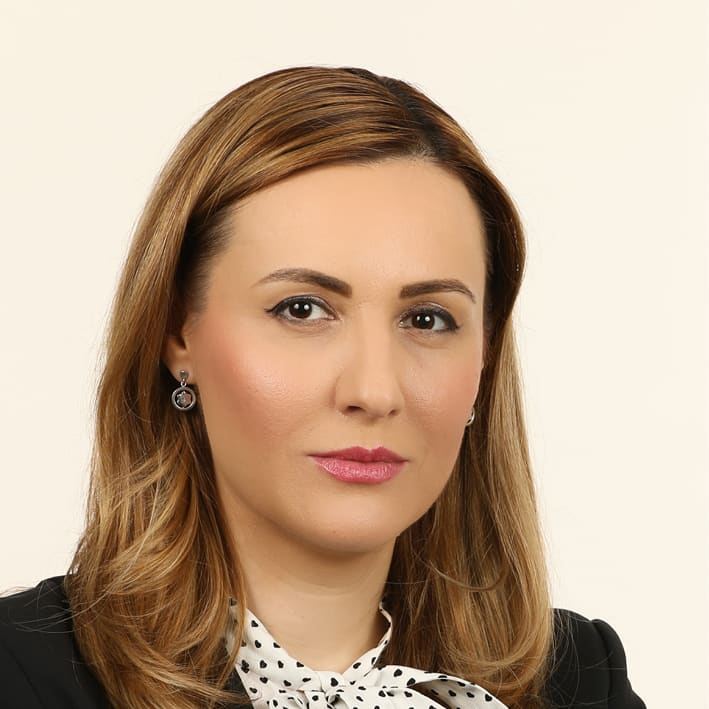 Mariana Popa photo