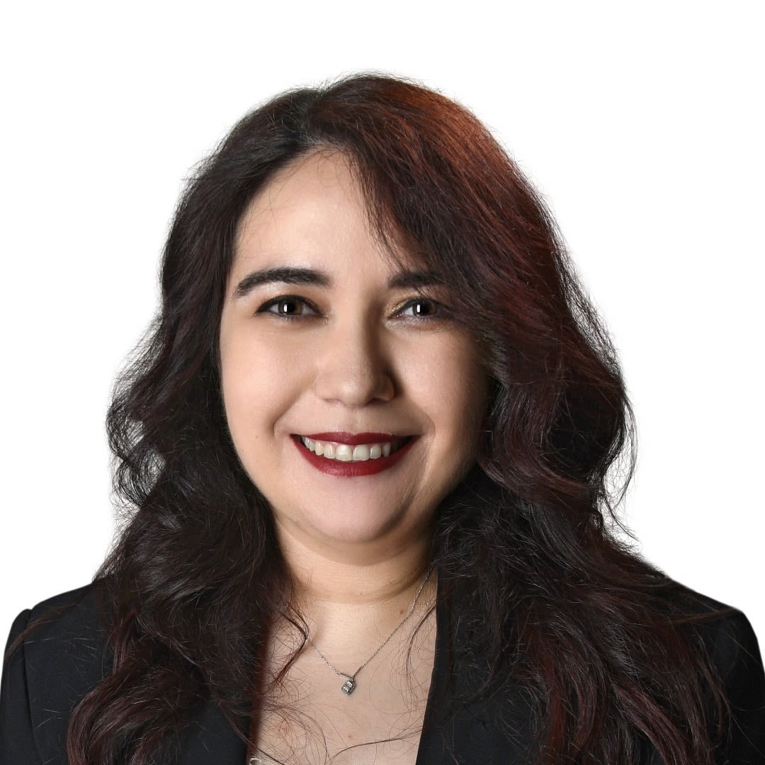 Naz Esen photo