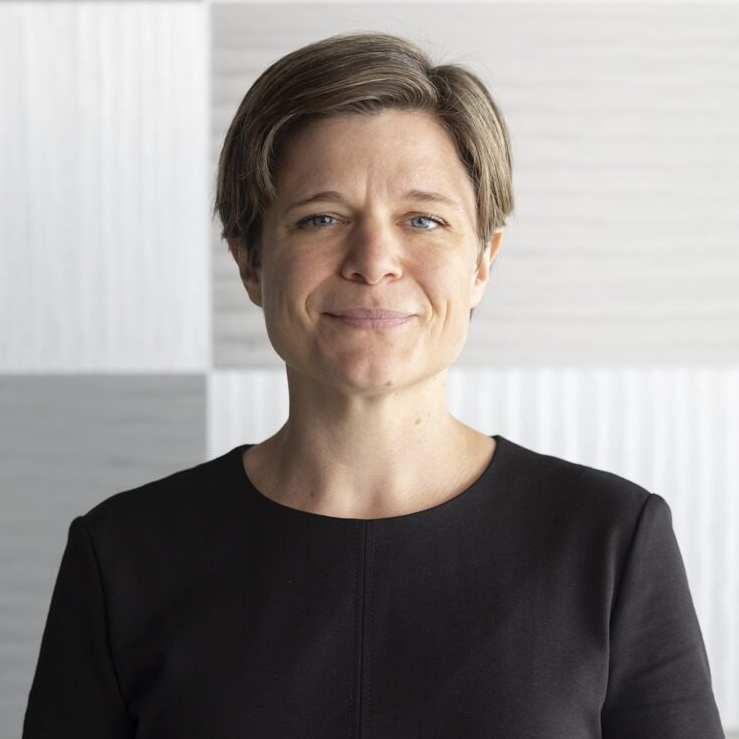 Laura Manz photo
