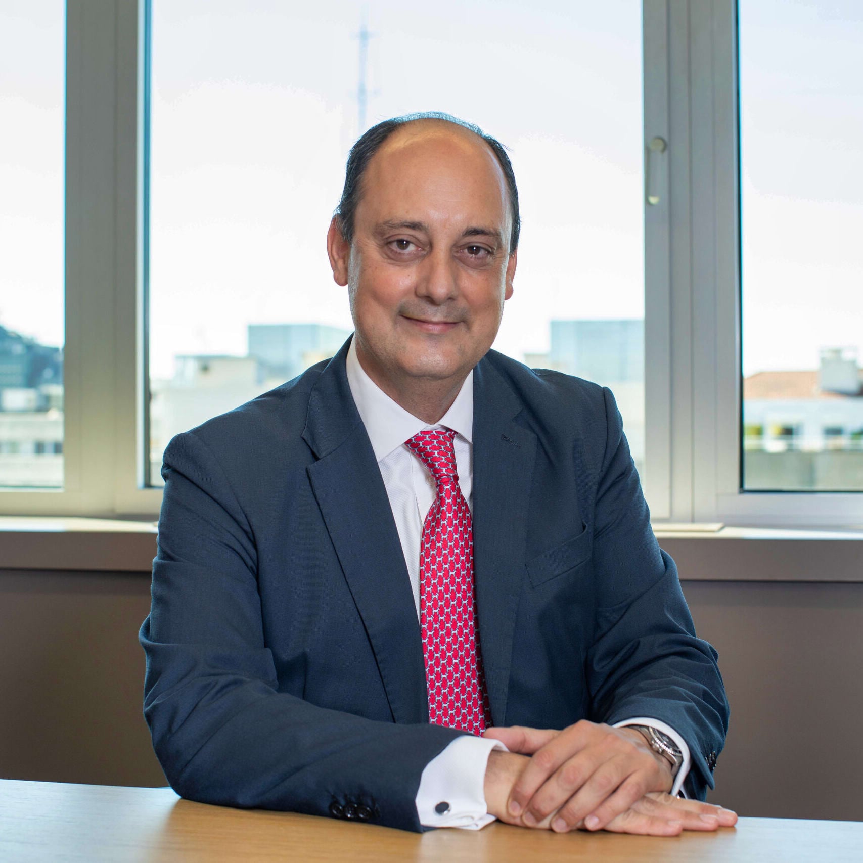Íñigo Cisneros photo