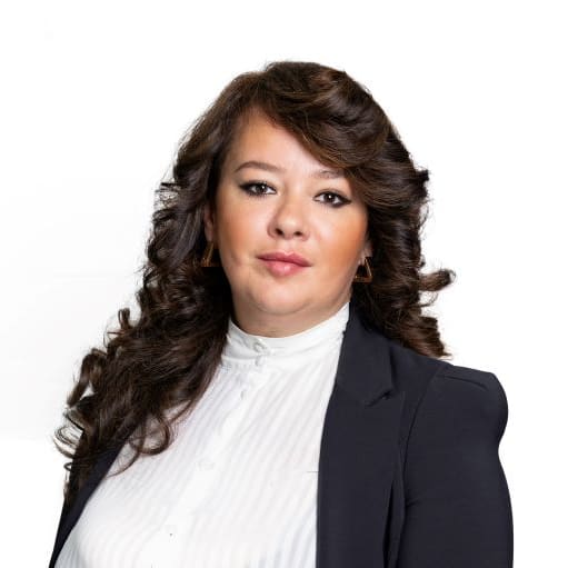 Laura Voda photo