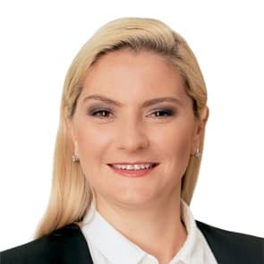 Luiza Bedros photo