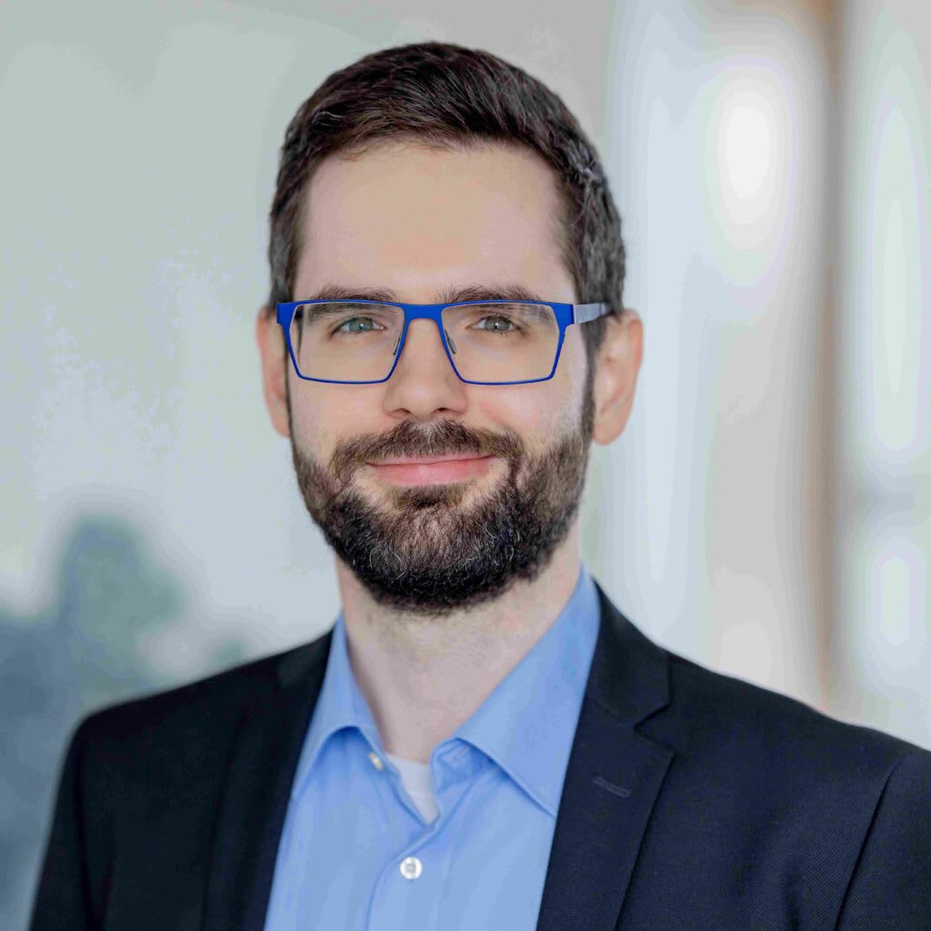 Alexander Lukas photo