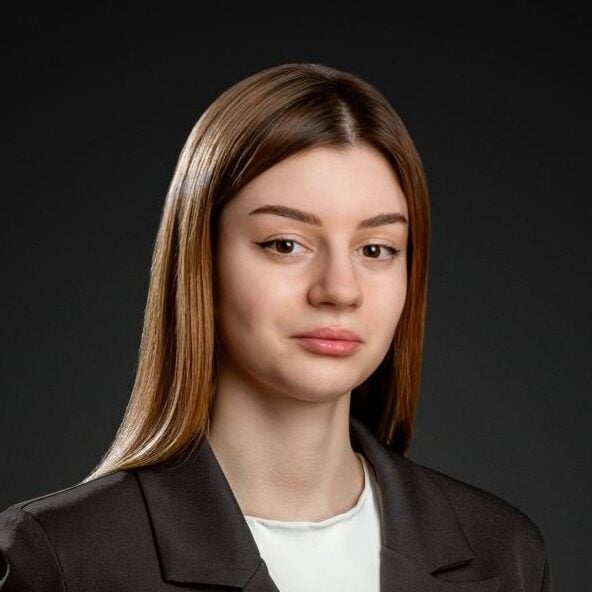 Yuliia Kovalchuk photo
