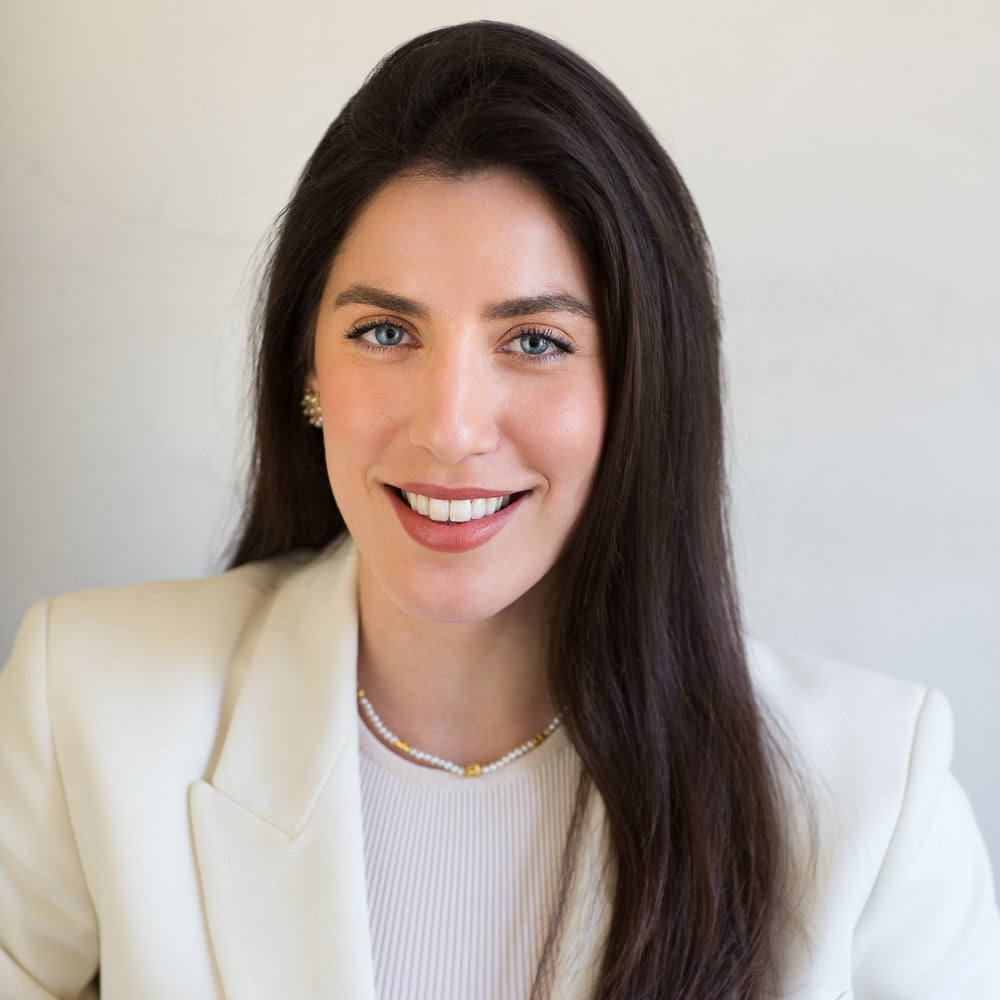 Eleni Bougiouri photo