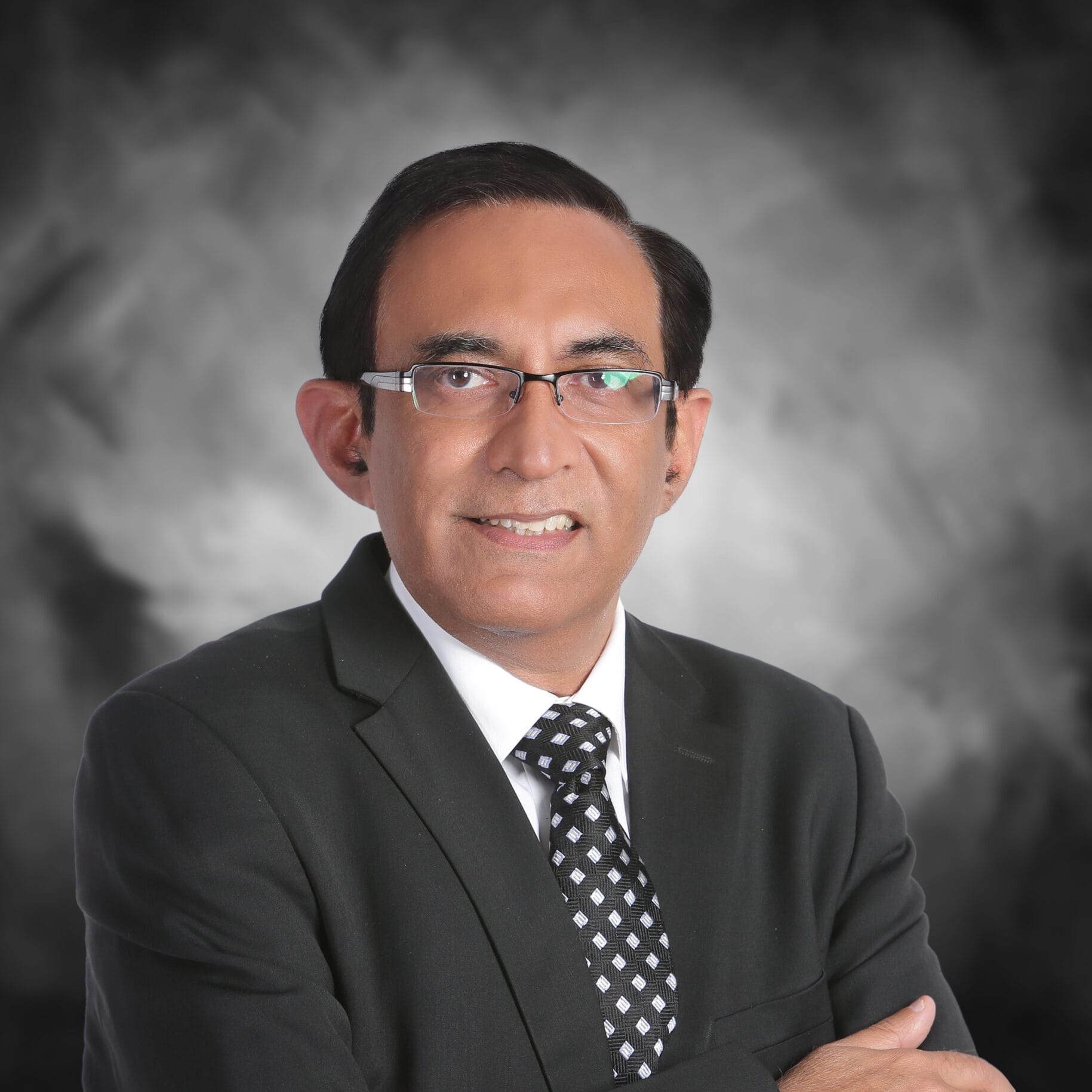 Rajiv Suri photo