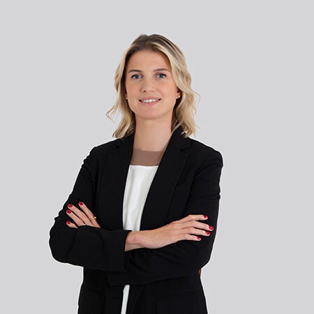 Nazli Arikan photo