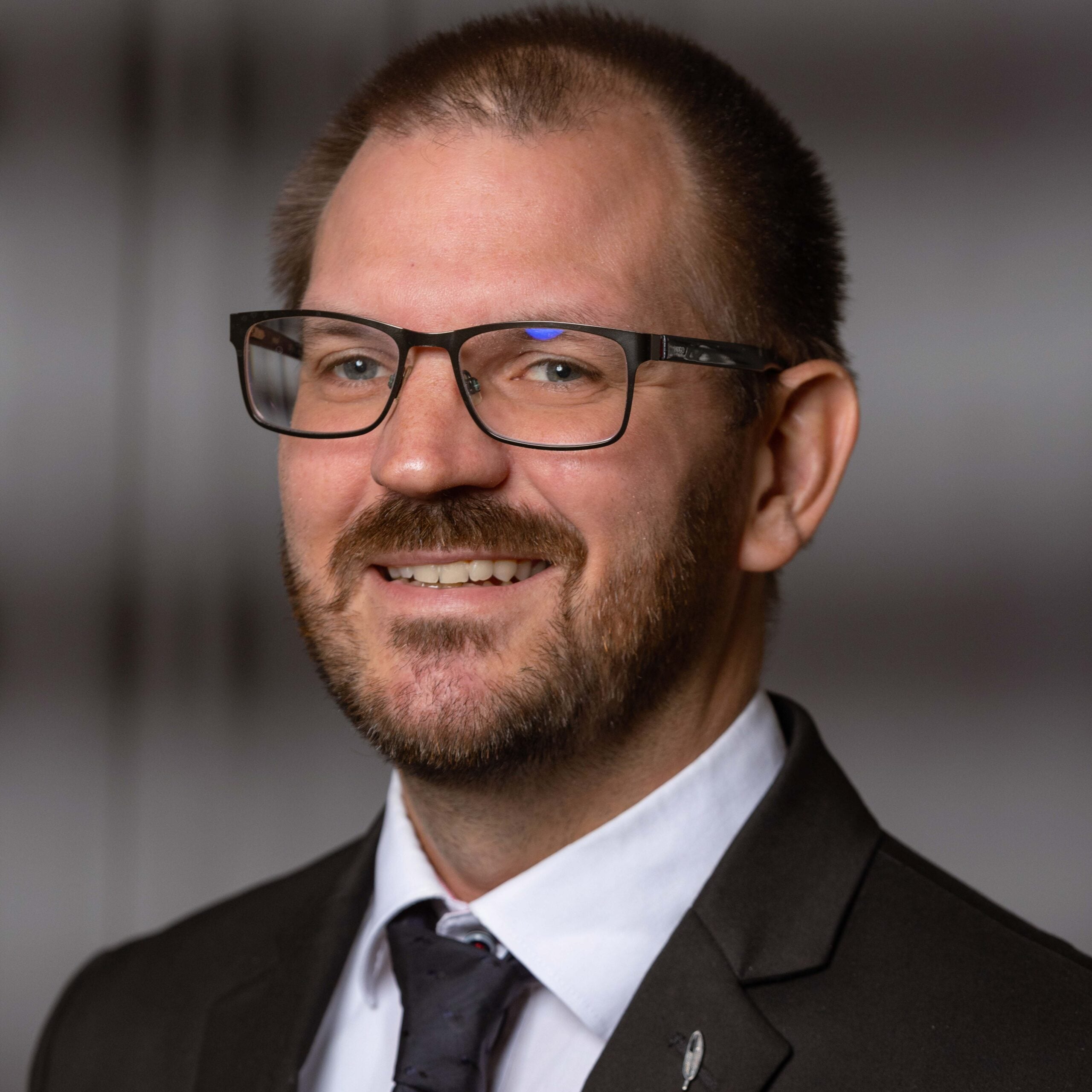 Viktor Krezinger photo