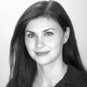 Elena Stan photo