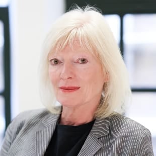 Alison Downie photo