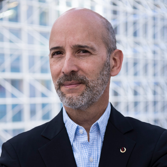 Luis Enrique Graham photo