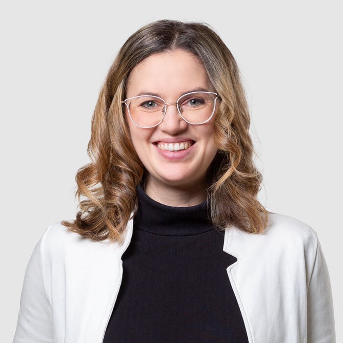 Laura Gleinser photo