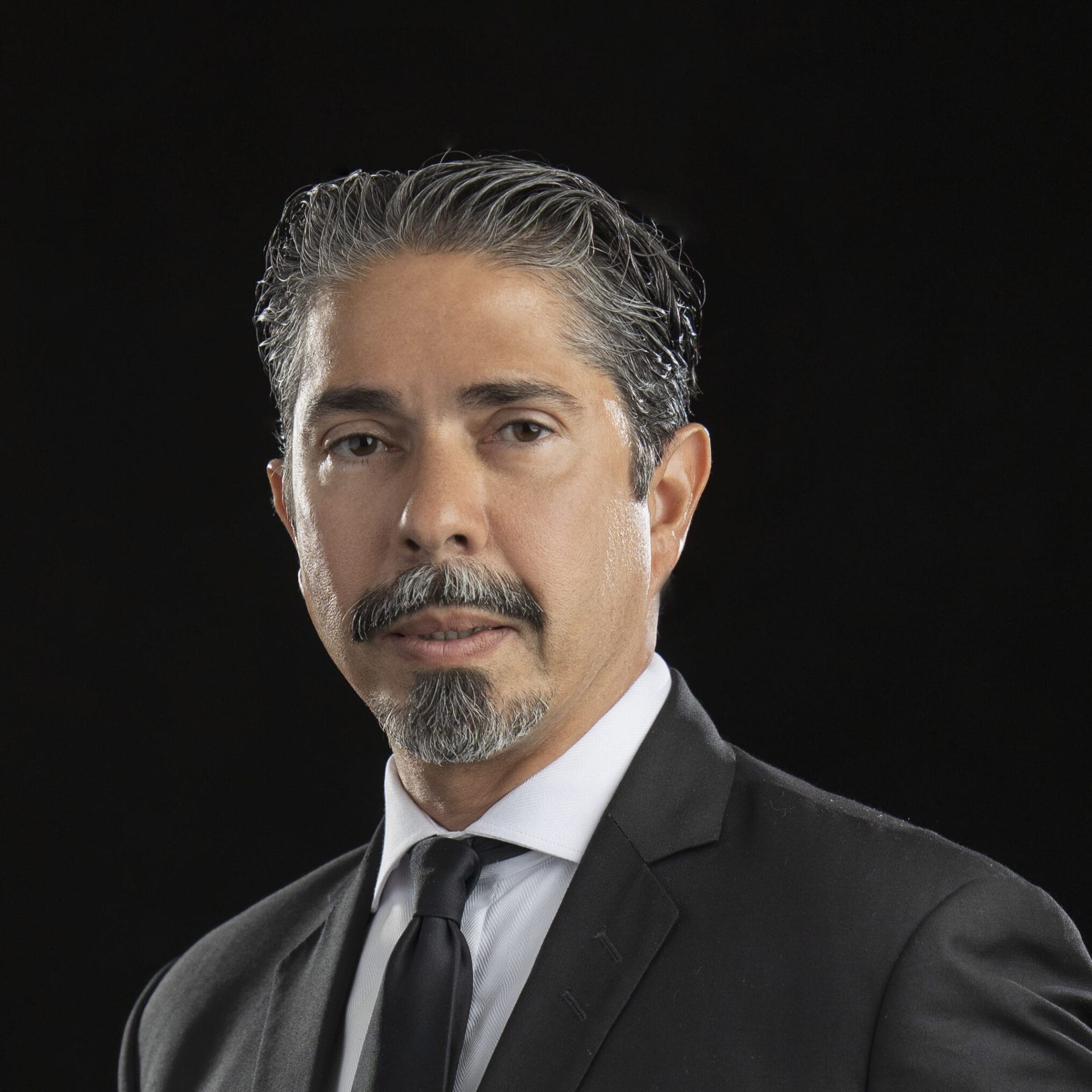 Gustavo Mena photo
