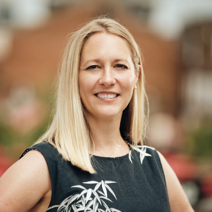 Victoria Jones photo