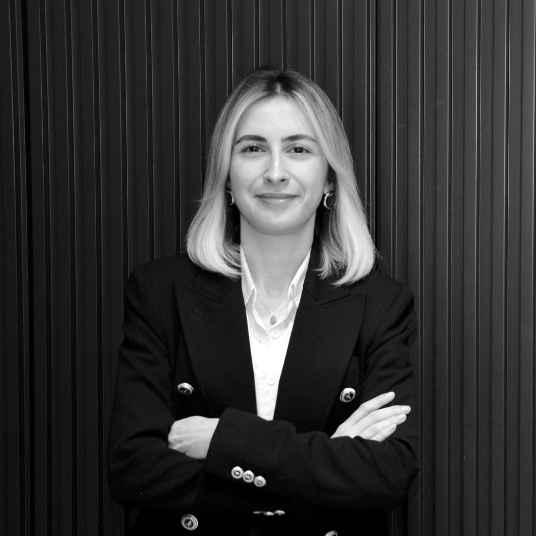 Aslı Kara photo