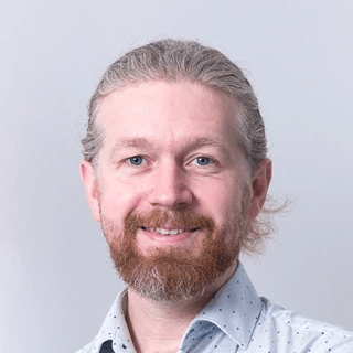 Gareth Dickson photo