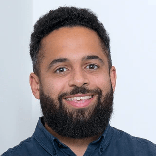 Ashley Williams photo