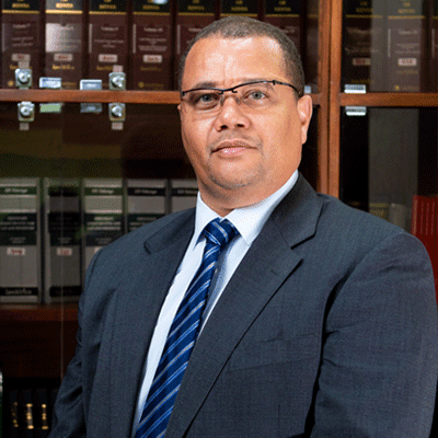 Allen Gichuhi EBS, C.Arb, SC photo