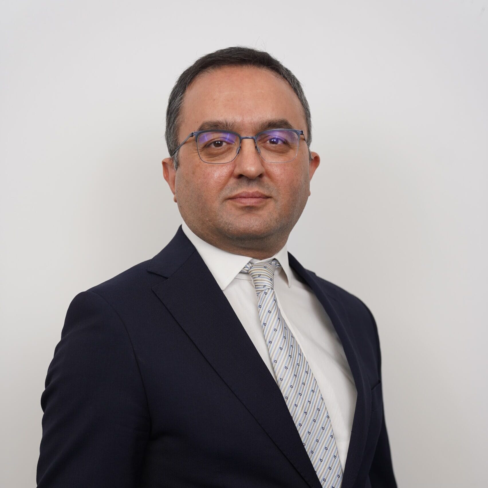 Yalçin Özge Okat photo