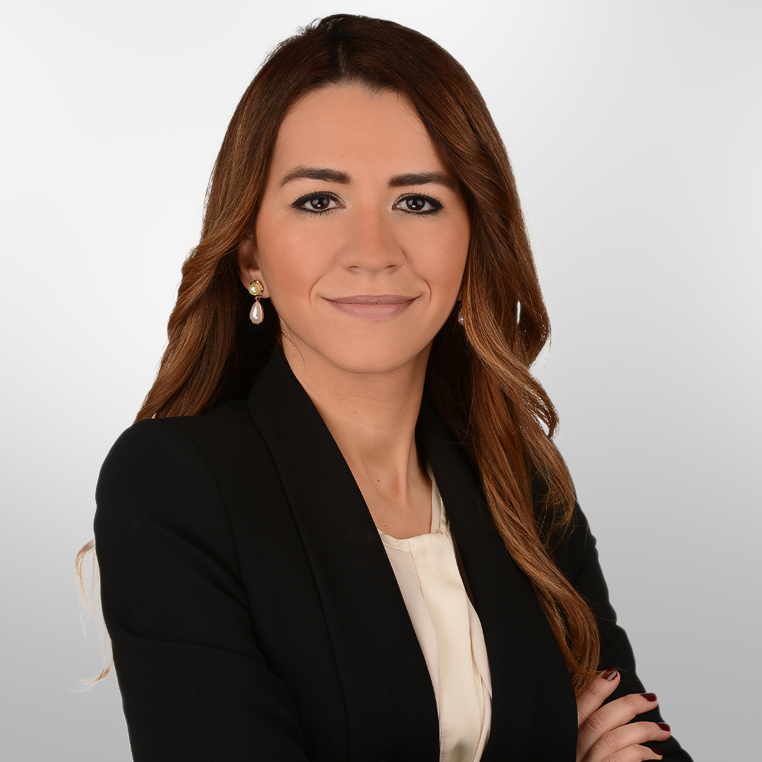 Evrim Uygur Yamaner photo