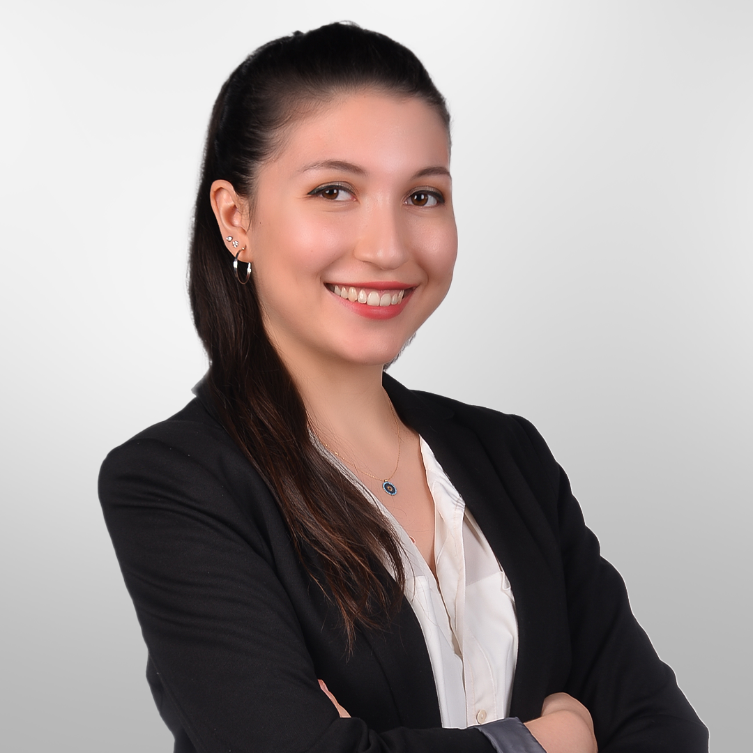 İrem Özbay photo