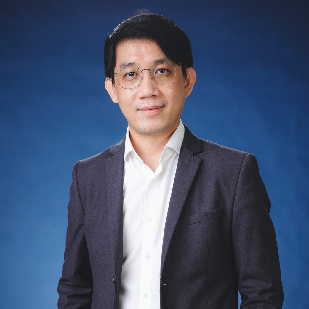 Chumphon Macharoen photo