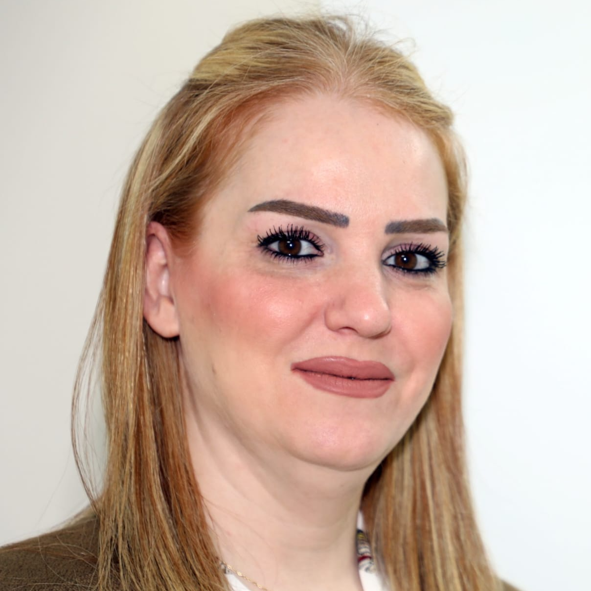 Marina Henatie photo
